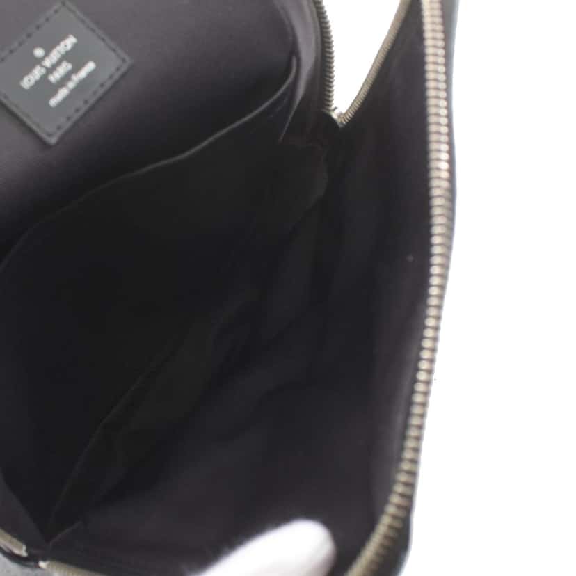 Louis Vuitton Damier Graphite Pixel Avenue Sling Black Canvas Good condition - Inside View