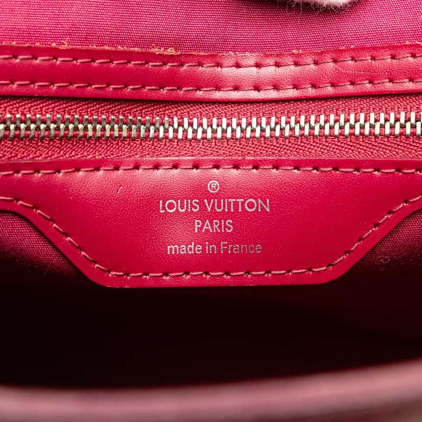Louis Vuitton Epi Brea MM Red Leather Good condition - Box View