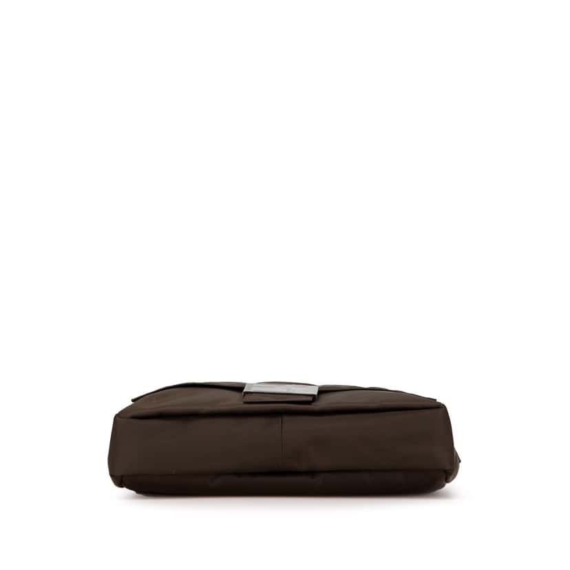 Fendi Large Econyl Nylon Baguette Satchel Brown Good condition - Inside View