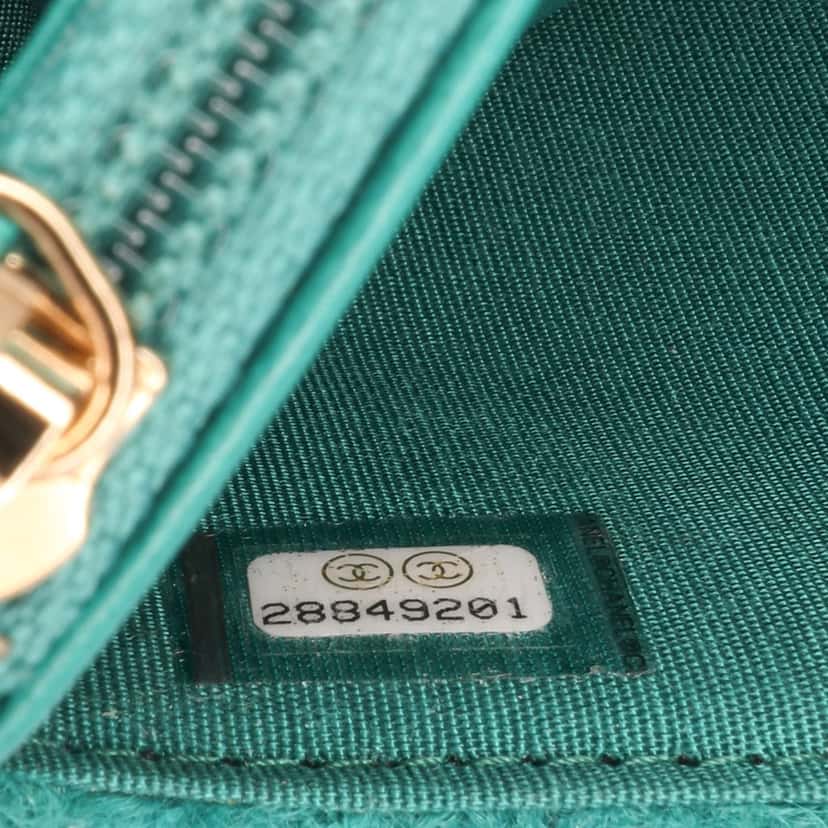 Chanel Tweed 19 Wallet On Chain Green Tweed Good condition - Box View