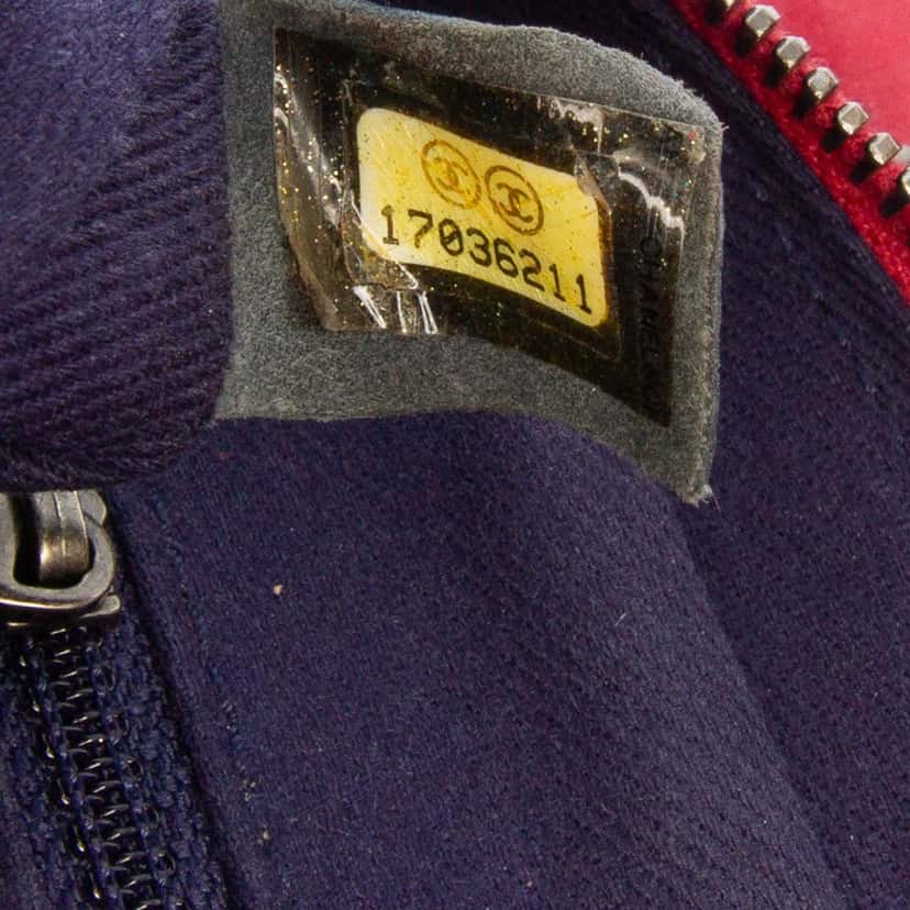 Chanel Small Quilted Iridescent Calfskin Shiva Flap Pink Leather Good condition - Box View