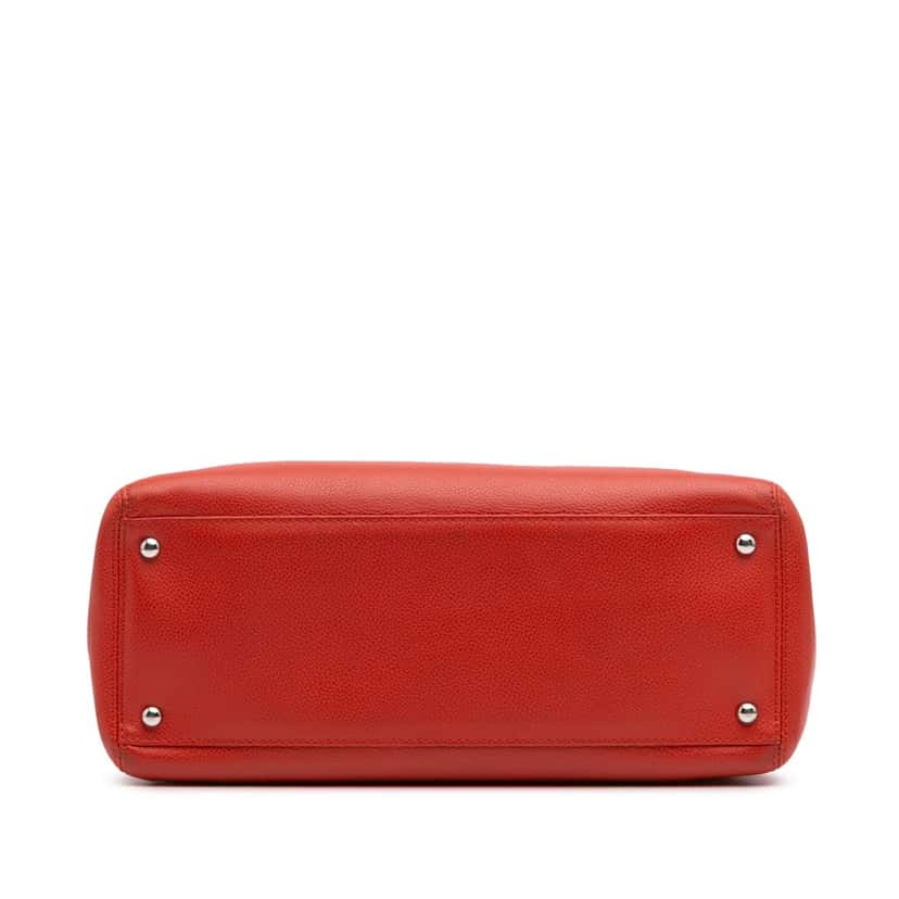 Chanel Small Calfskin Executive Cerf Tote Red Leather Good condition - Inside View
