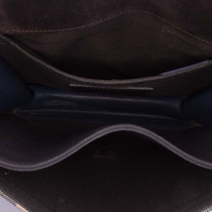 Burberry House Check Canvas and Leather Derby Macken Crossbody Blue Leather Good condition - Model View