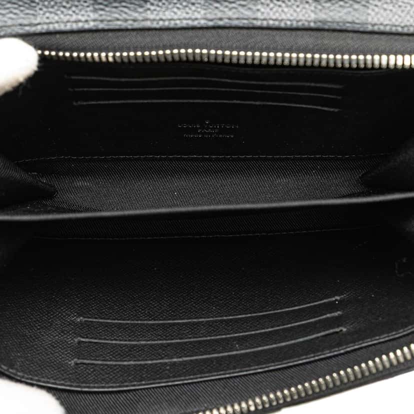 Louis Vuitton Damier Graphite Alpha Wearable Wallet Black Canvas Good condition - Model View