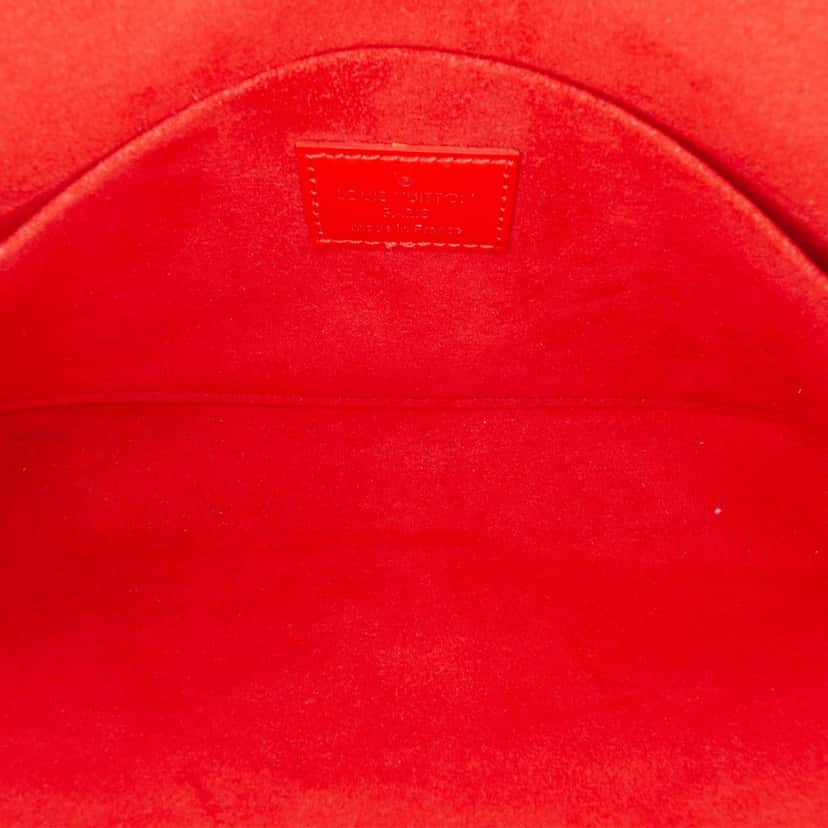 Louis Vuitton Epi Pochette Felicie Red Leather Good condition - Model View