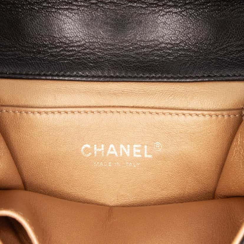 Chanel Small Lambskin Chic Pearls Flap Black Leather Good condition - Box View