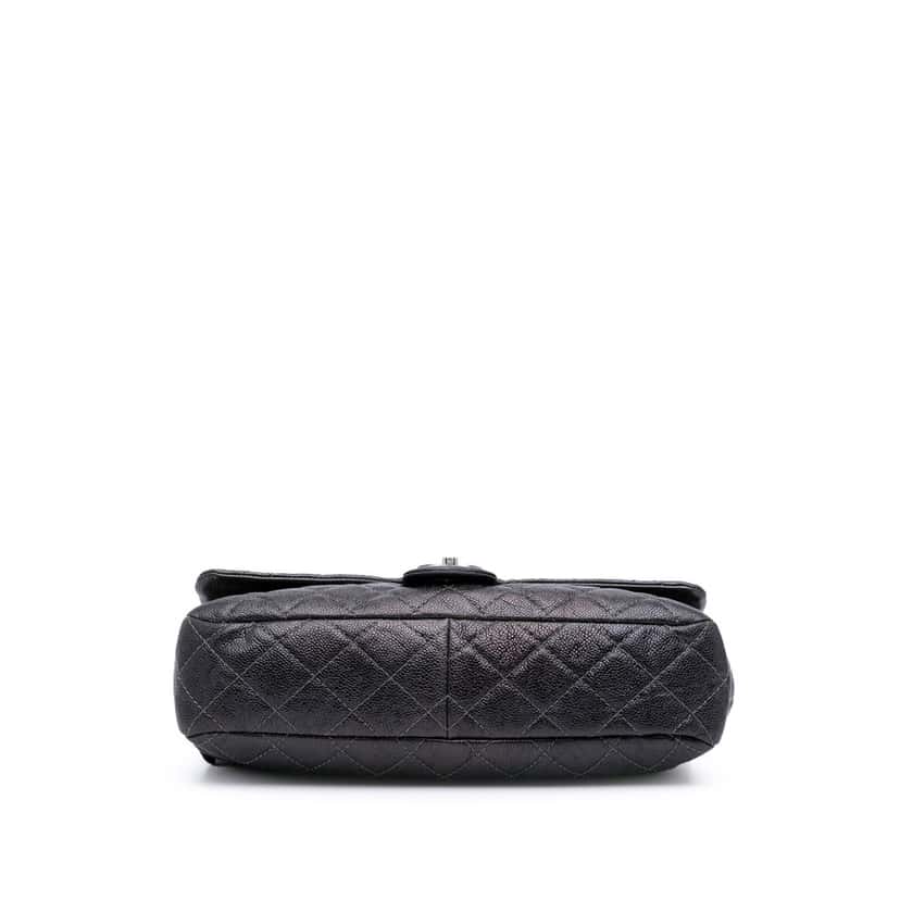 Chanel Jumbo Quilted Caviar Easy Flap Purple Leather Good condition - Inside View