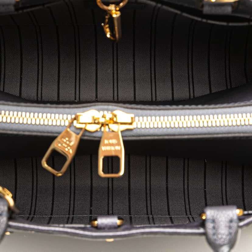 Louis Vuitton Monogram Empreinte Studded Montaigne BB Grey Leather Good condition - Model View