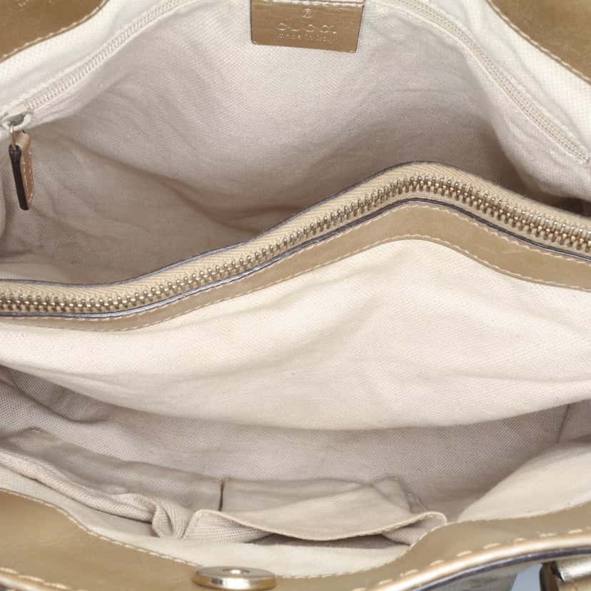 Gucci Guccissima Sukey Tote Gold Leather Good condition - Model View