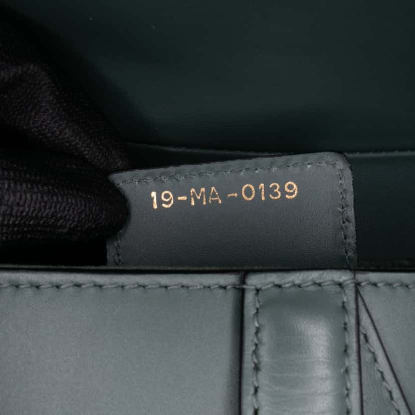 Dior Calfskin Saddle Bag Green Leather Good condition - Box View