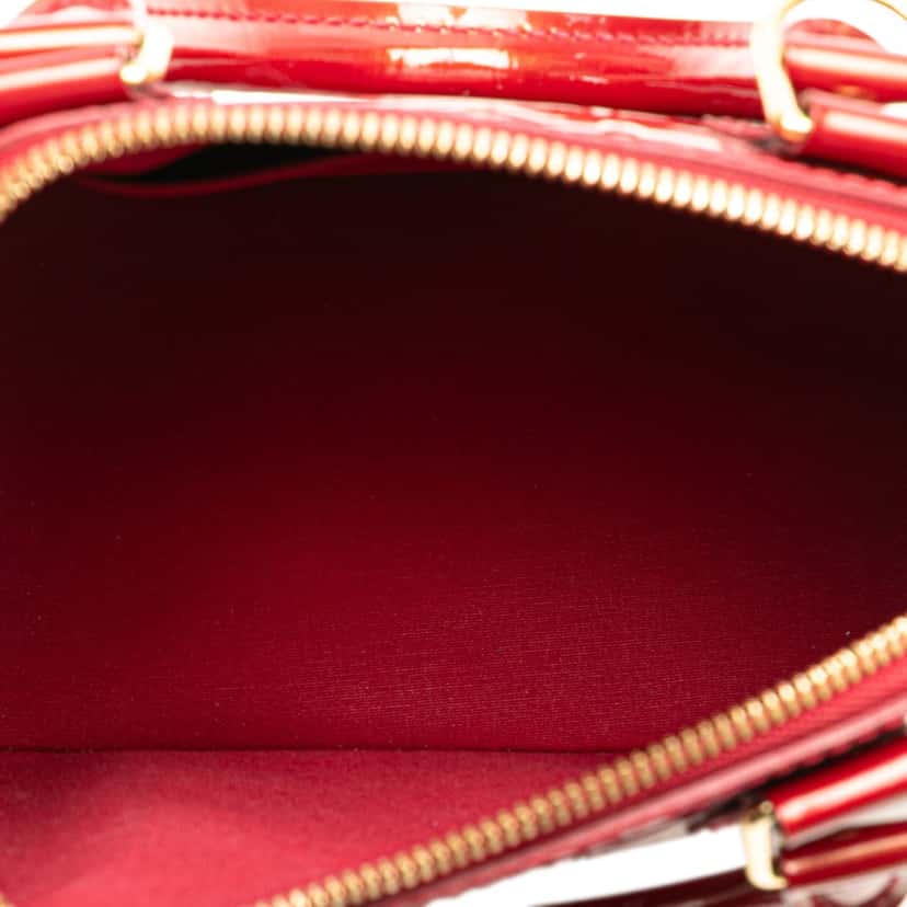 Louis Vuitton Monogram Vernis Rayures Alma BB Red Leather Good condition - Model View