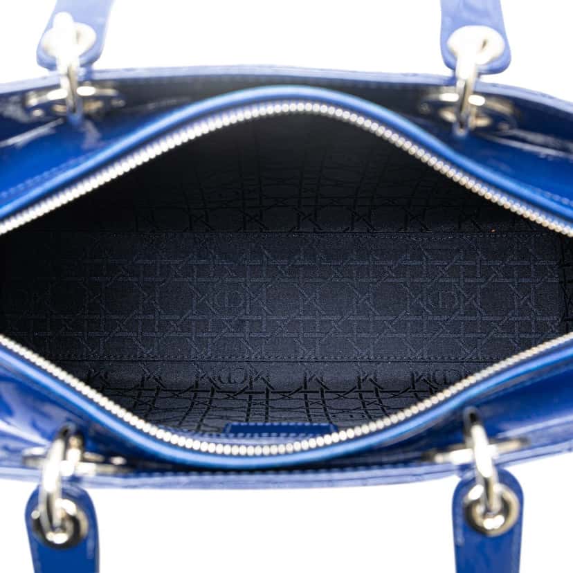 Dior Large Patent Cannage Lady Dior Blue Leather Good condition - Model View