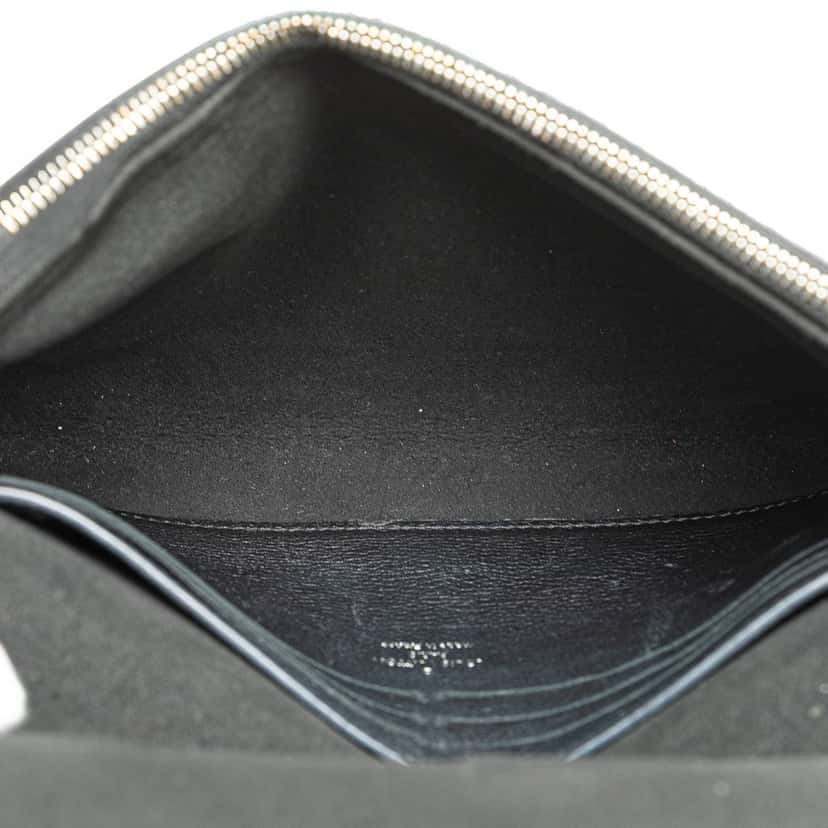 Louis Vuitton MyLockMe Chain Pochette Black Leather Good condition - Model View