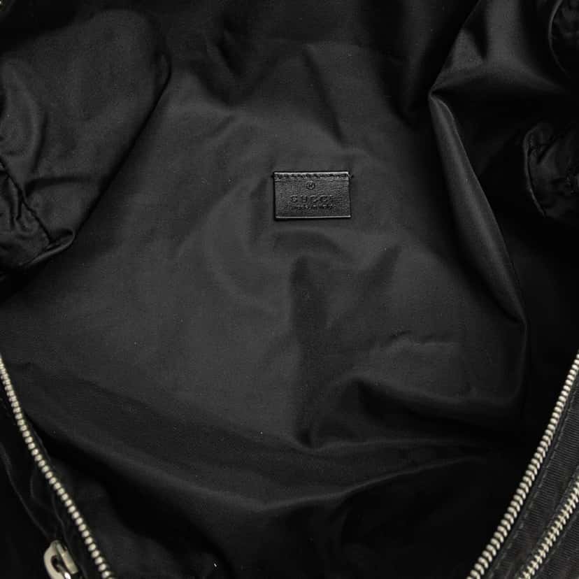 Gucci Nylon Belt Bag Black Good condition - Model View