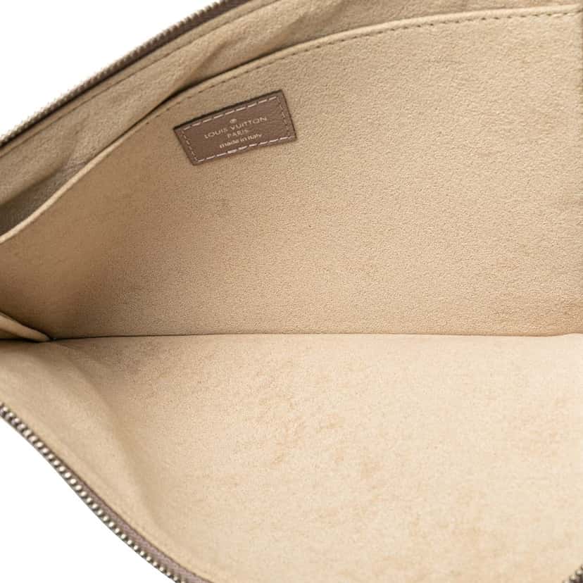 Louis Vuitton Taurillon Pochette Jour PM Pink Leather Good condition - Model View