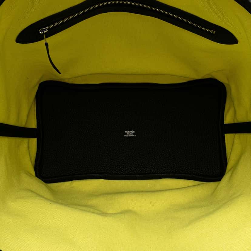 Hermès Toile Pursangle Tote Yellow Canvas Good condition - Model View