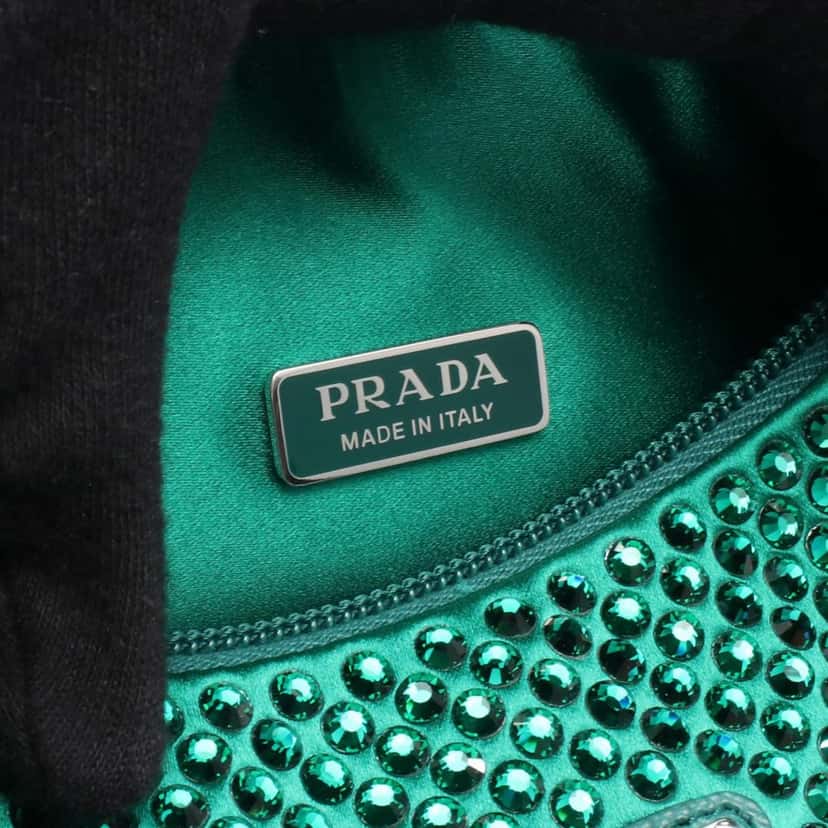 Prada Mini Satin Crystal Re Edition 2000 Shoulder Bag Green Satin Very good condition - Model View