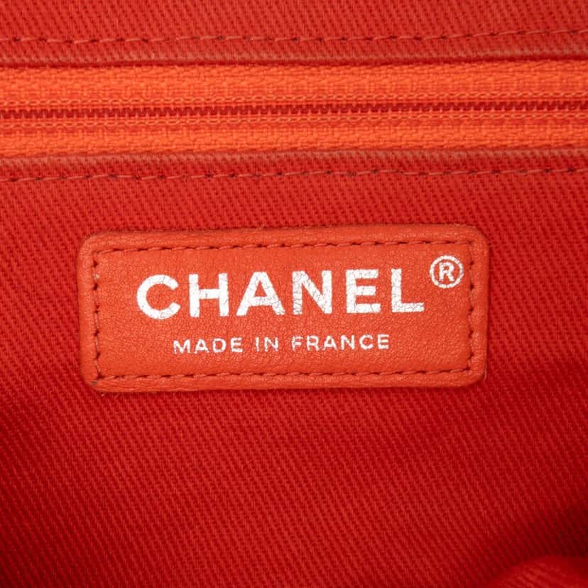Chanel Medium Quilted Caviar Easy Flap Orange Leather Good condition - Box View