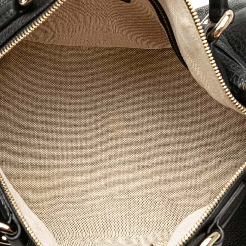 Gucci Medium Pebbled Calfskin Soho Boston Bag Black Leather Good condition - Model View
