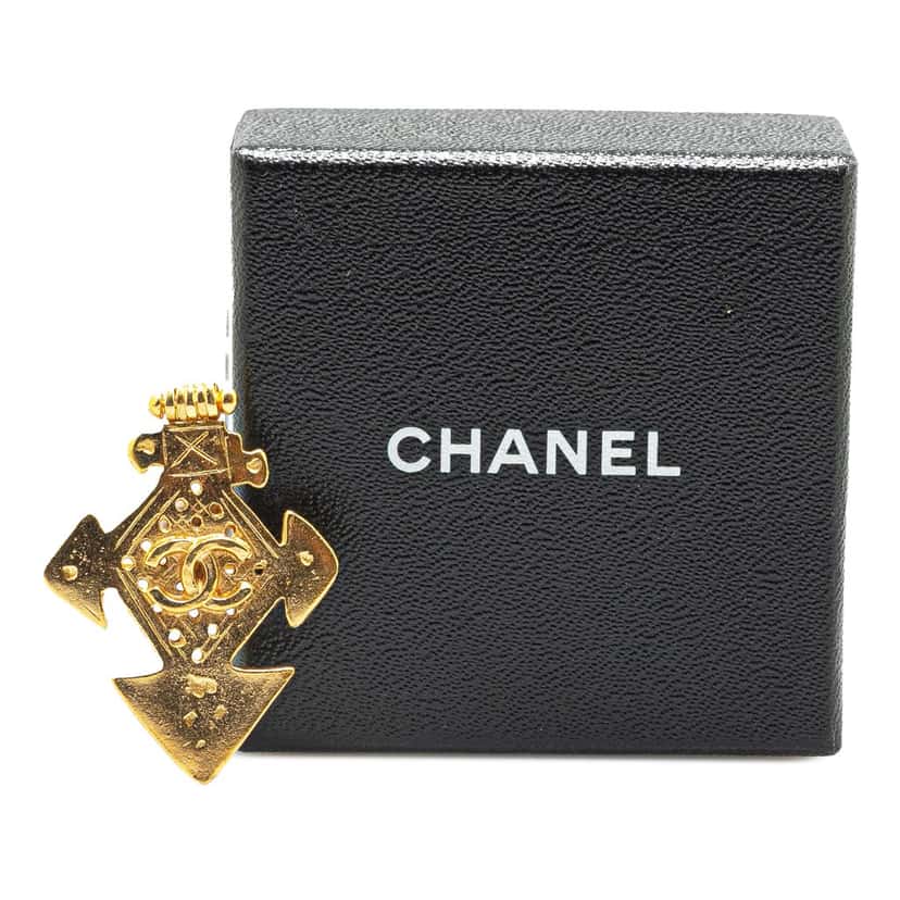 Chanel Gold Plated CC Cross Brooch Gold Metal Good condition - Box View