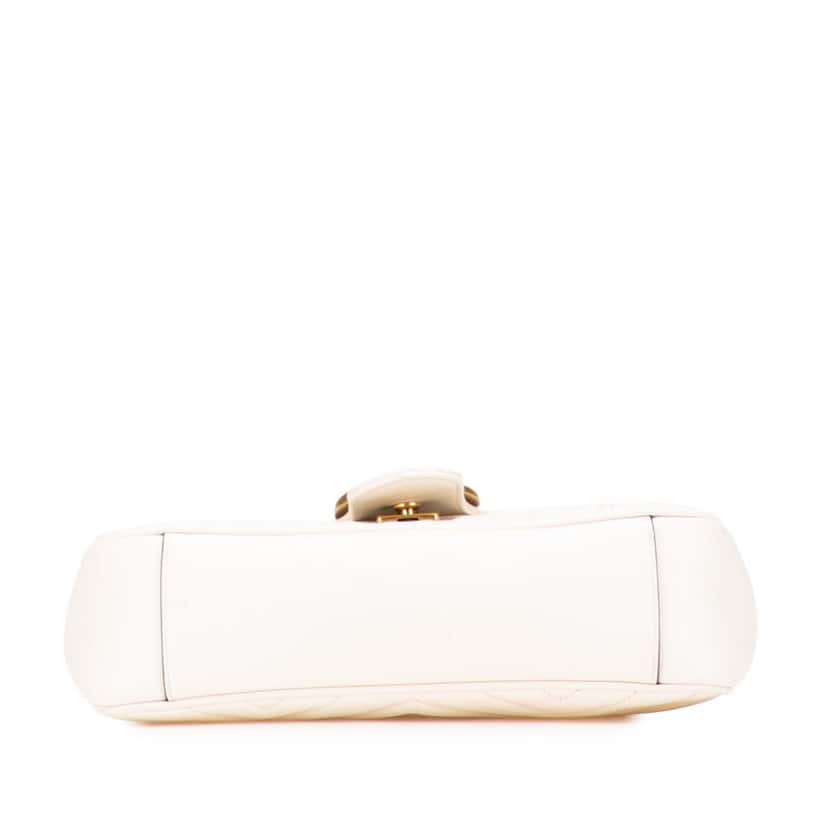 Gucci Small GG Marmont Matelasse Leather Flap Crossbody White Leather Good condition - Inside View
