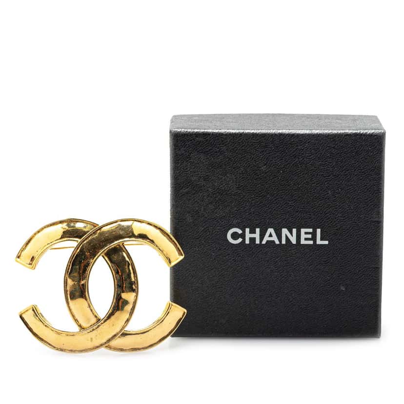 Chanel Gold Plated CC Brooch Gold Metal Good condition - Box View
