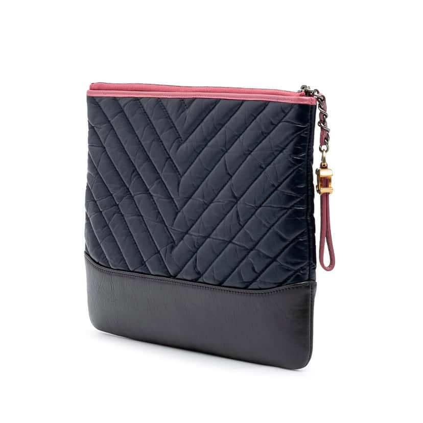 Chanel Medium Chevron Aged Calfskin Gabrielle Cosmetic Clutch Blue Leather Good condition - Back View