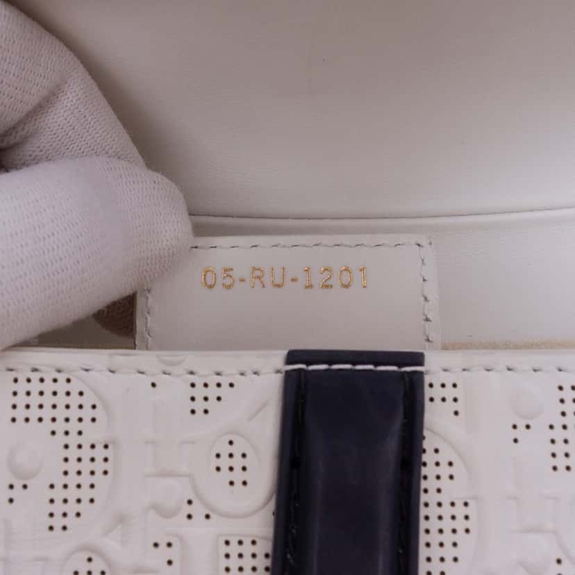 Dior Perforated Oblique Embossed Calfskin Saddle Bag White Leather Good condition - Box View
