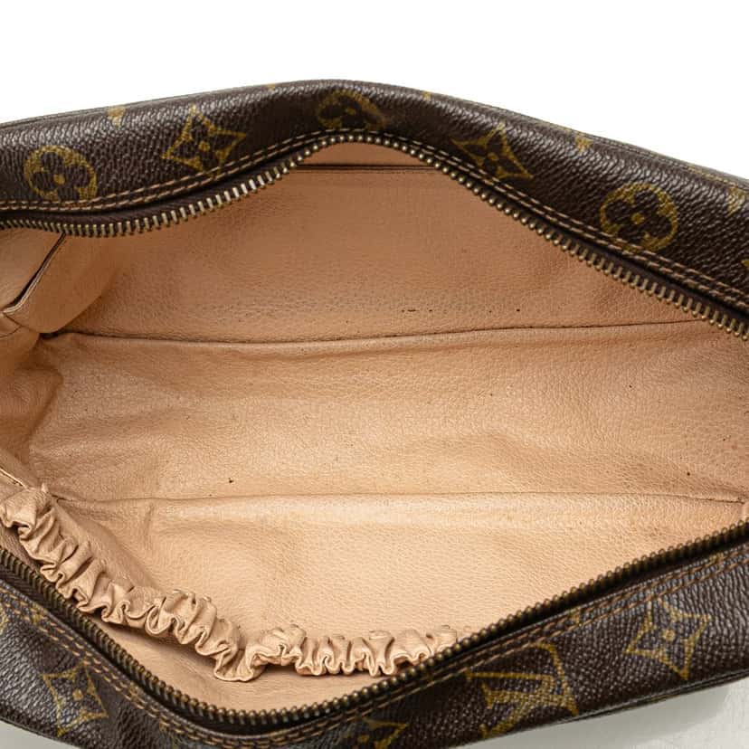 Louis Vuitton Monogram Trousse Toilette 28 Brown Canvas Good condition - Model View