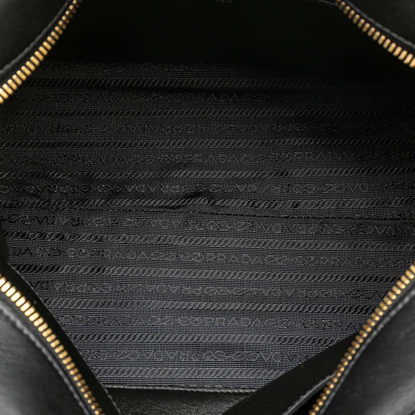 Prada Saffiano and City Calf Esplanade Bag Grey Leather Good condition - Model View