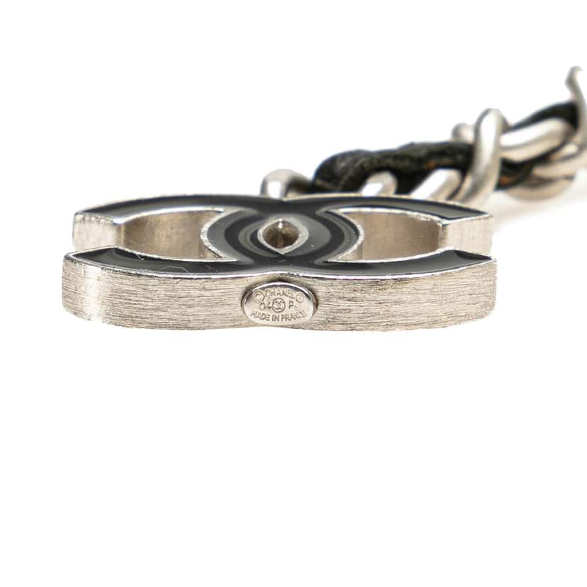 Chanel Silver CC Leather Woven Chain Belt Silver Silver Very good condition - Inside View