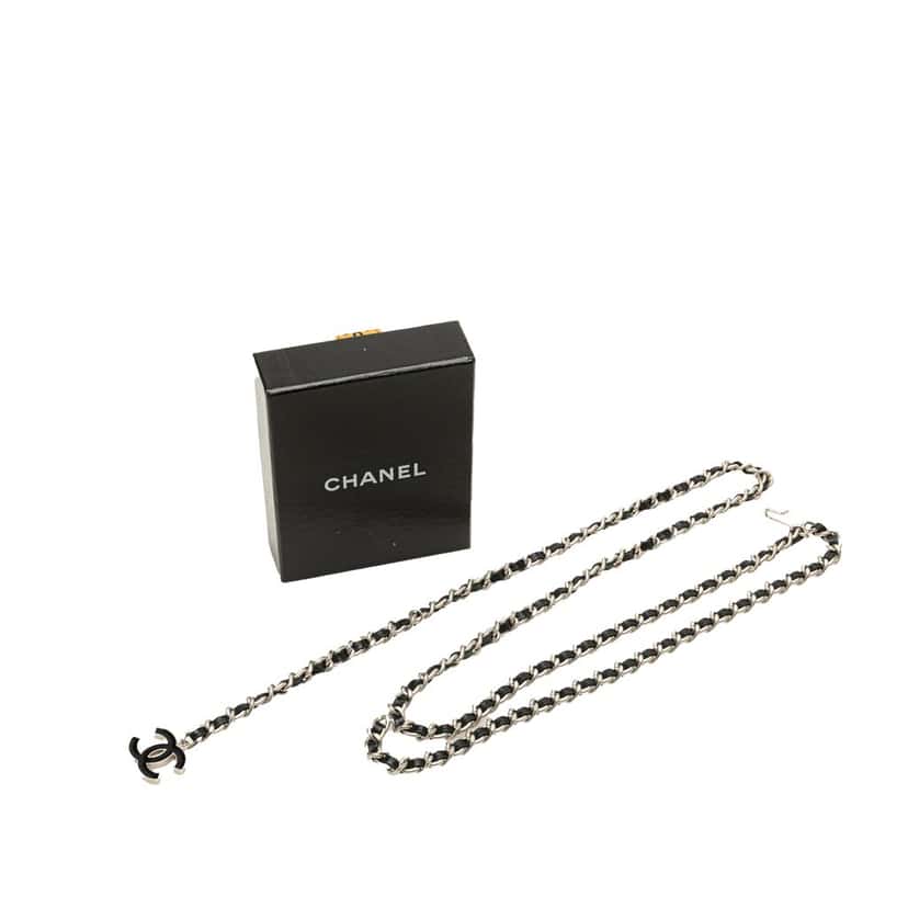 Chanel Silver CC Leather Woven Chain Belt Silver Silver Very good condition - Box View