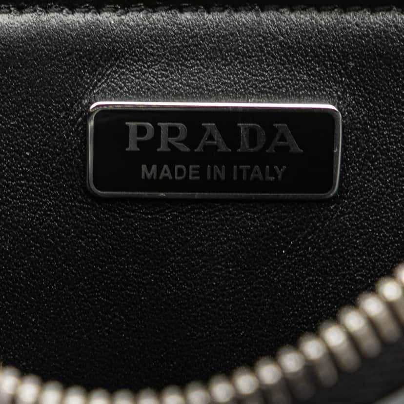 Prada Mini Spazzolato Leather Triangle Chain Crossbody Black Leather Good condition - Box View