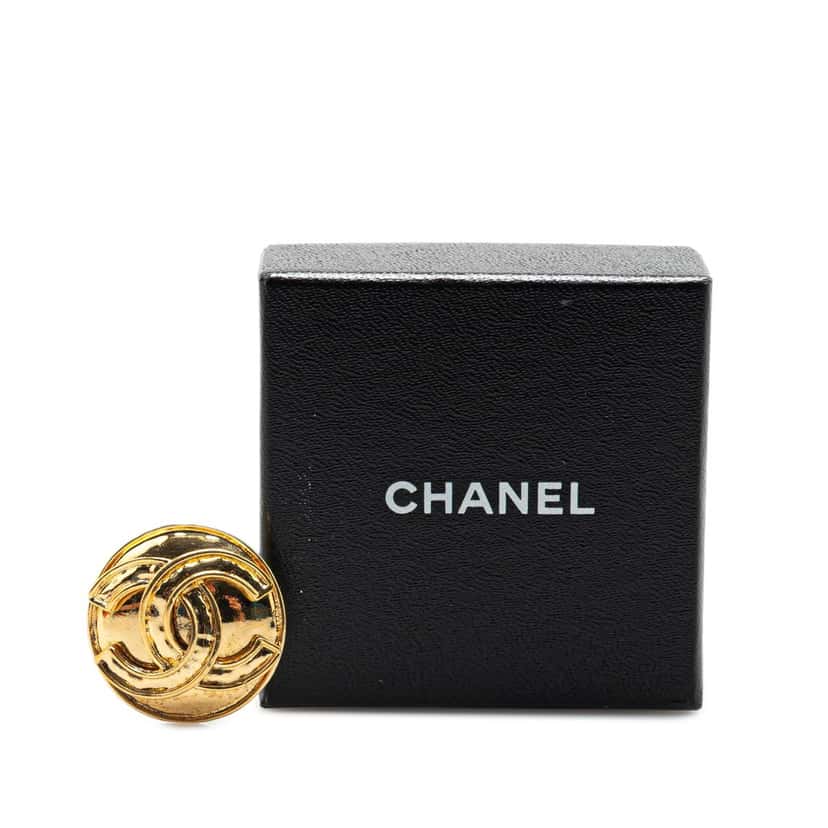 Chanel Gold Plated CC Round Brooch Gold Metal Good condition - Box View