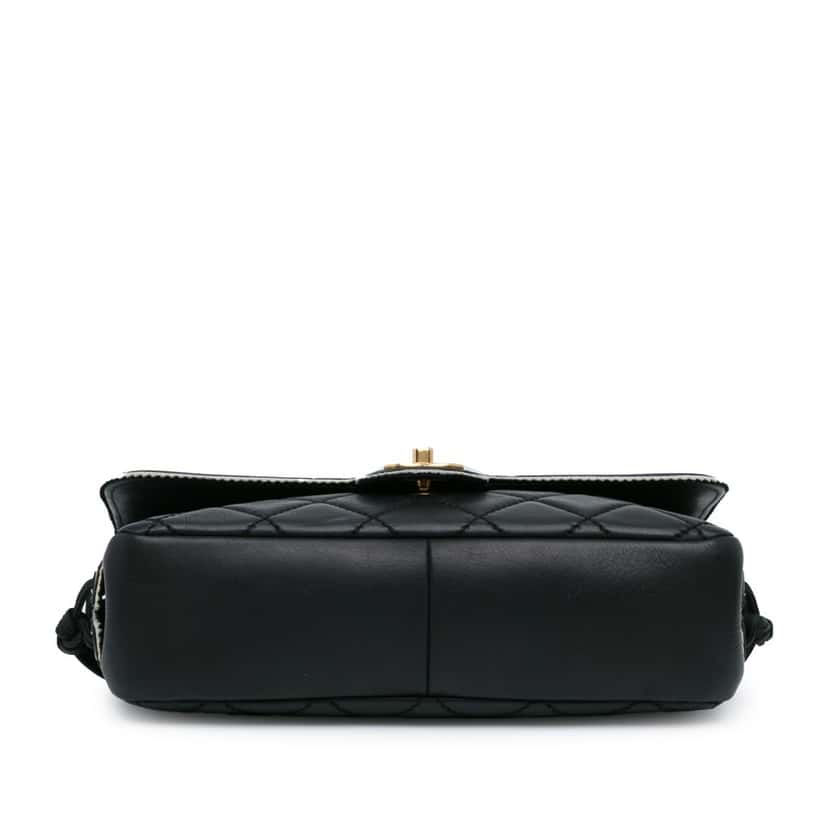 Chanel CC Quilted Lambskin Tassel and Border Embellished Flap Black Leather Good condition - Model View