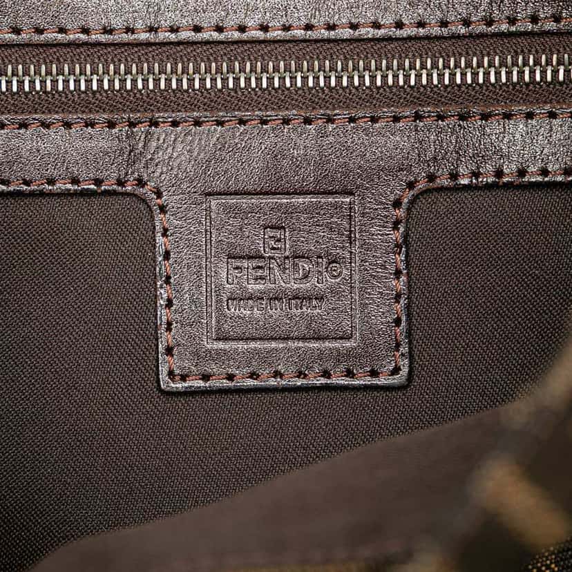 Fendi Zucca Canvas Shoulder Bag Brown Canvas Very good condition - Box View