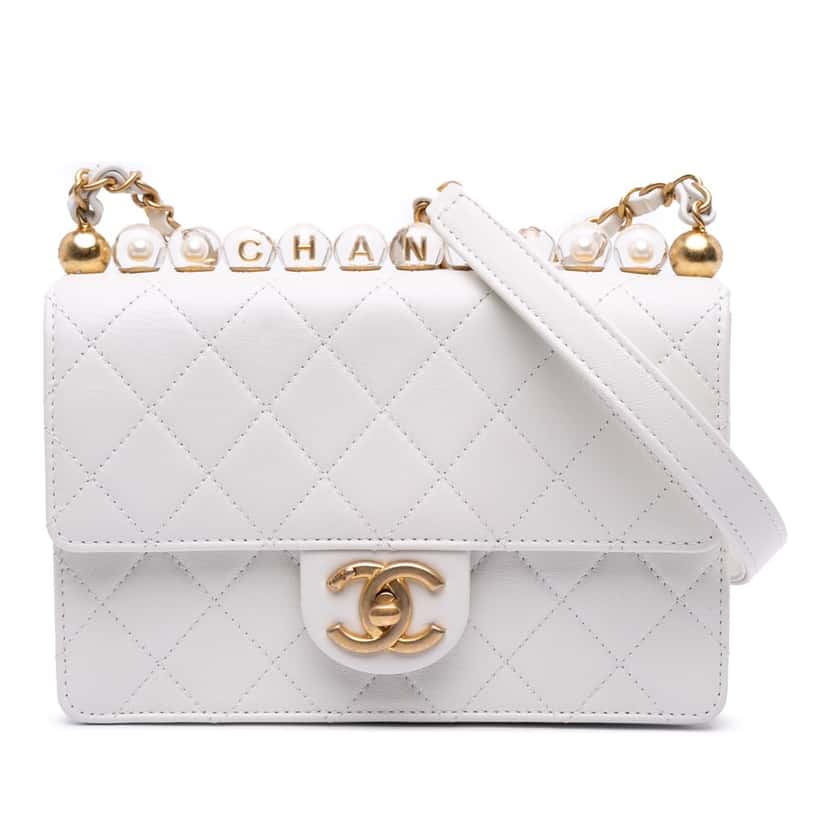Chanel Medium Chic Pearls Lambskin Flap White Leather Good condition - Front View