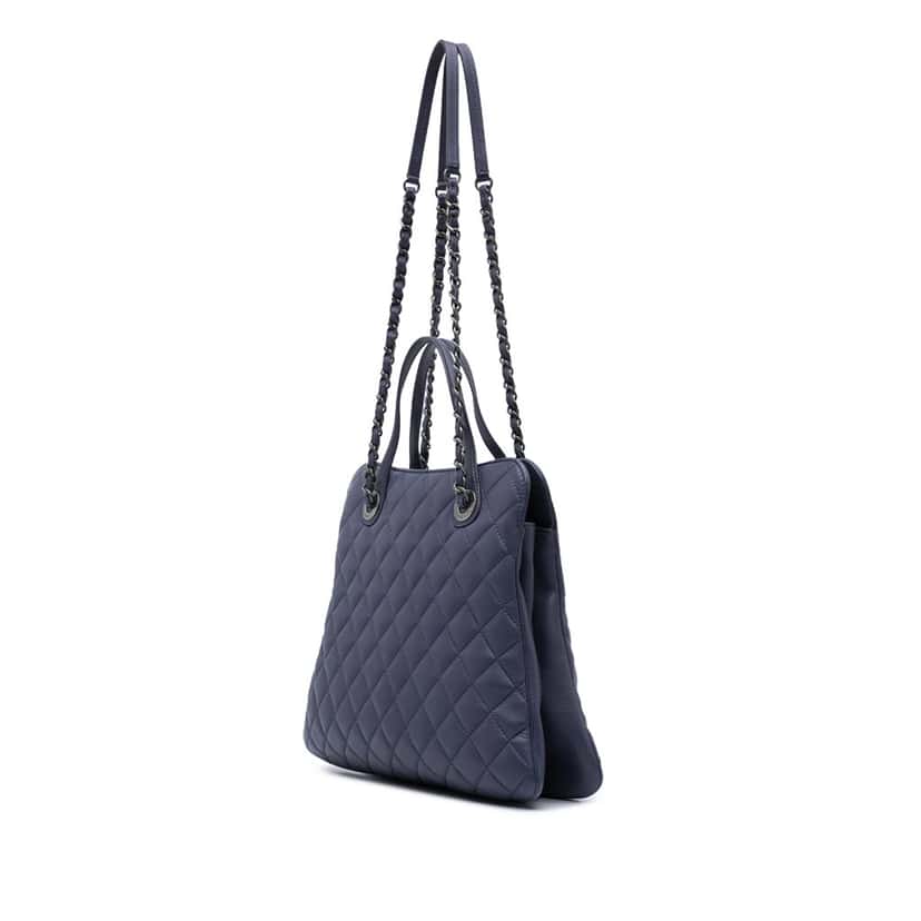 Chanel Quilted Lambskin Daily Shopping Tote Purple Leather Good condition - Back View