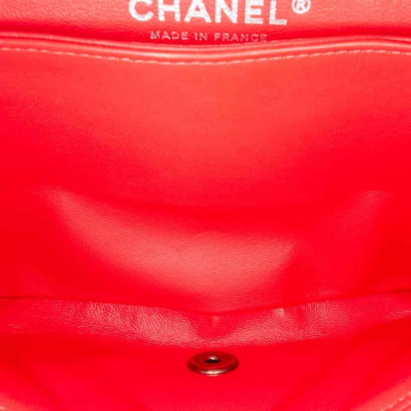 Chanel Medium Classic Patent Double Flap Red Leather Good condition - Box View