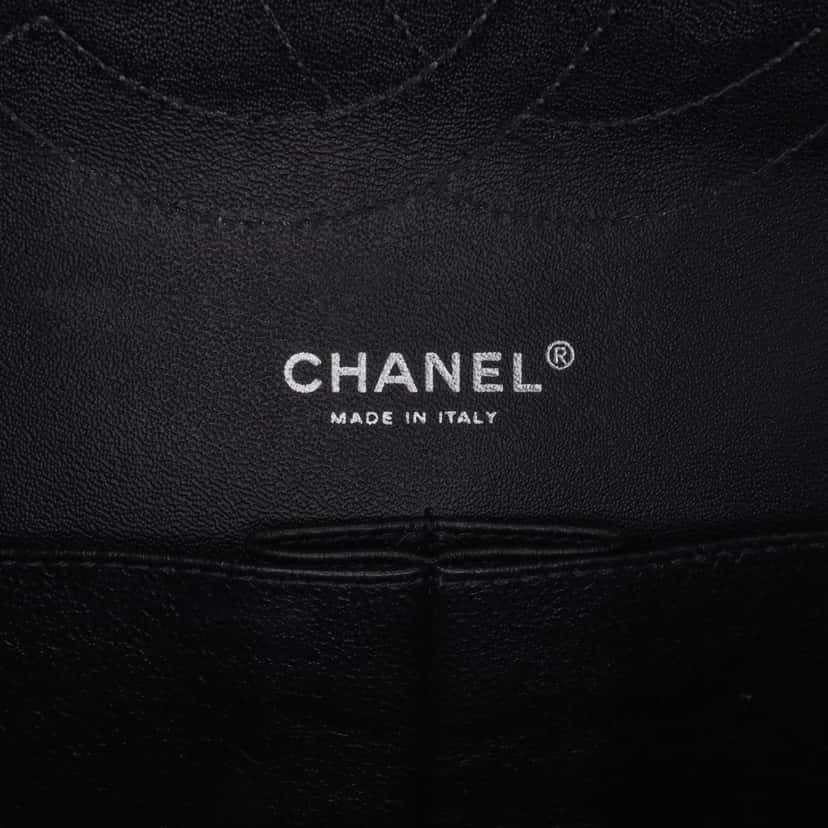 Chanel Jumbo Classic Patent Double Flap Black Leather Good condition - Box View