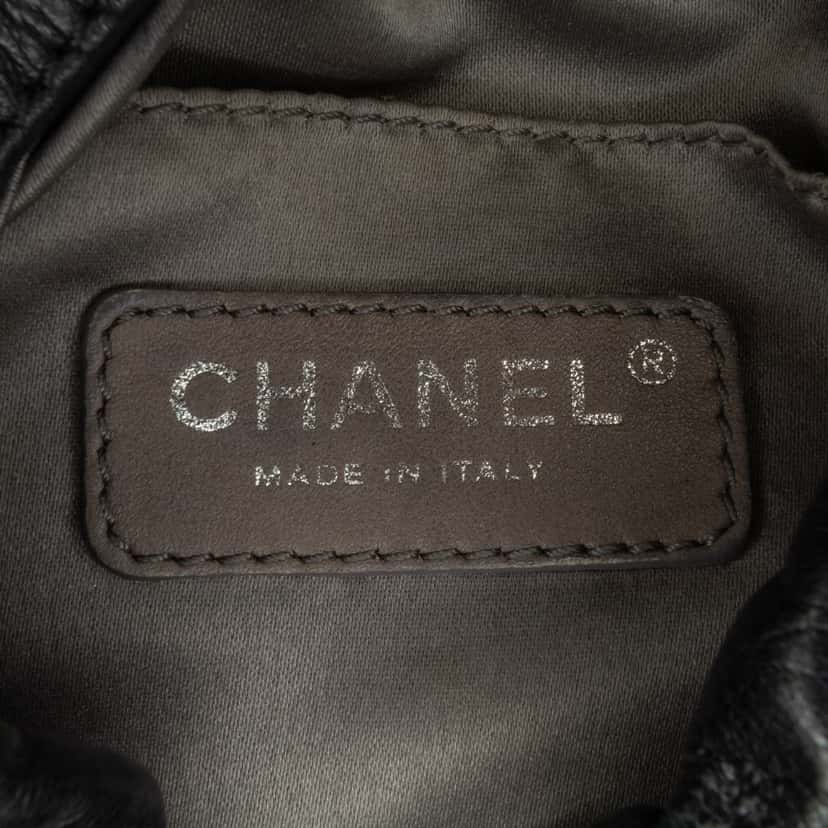 Chanel CC Calfskin Dual Twin Chain Handbag Black Leather Very good condition - Box View