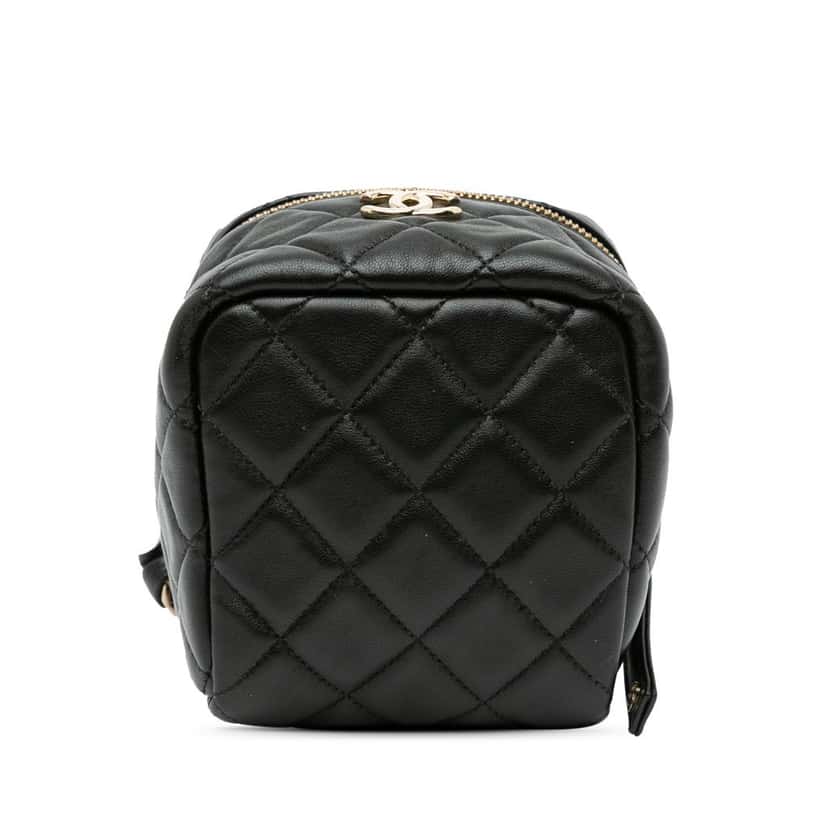 Chanel Quilted Lambskin Cube Chain Wristlet Case Black Leather Good condition - Inside View