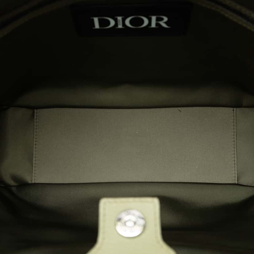 Dior x Sacai Saddle Tote Green Good condition - Box View