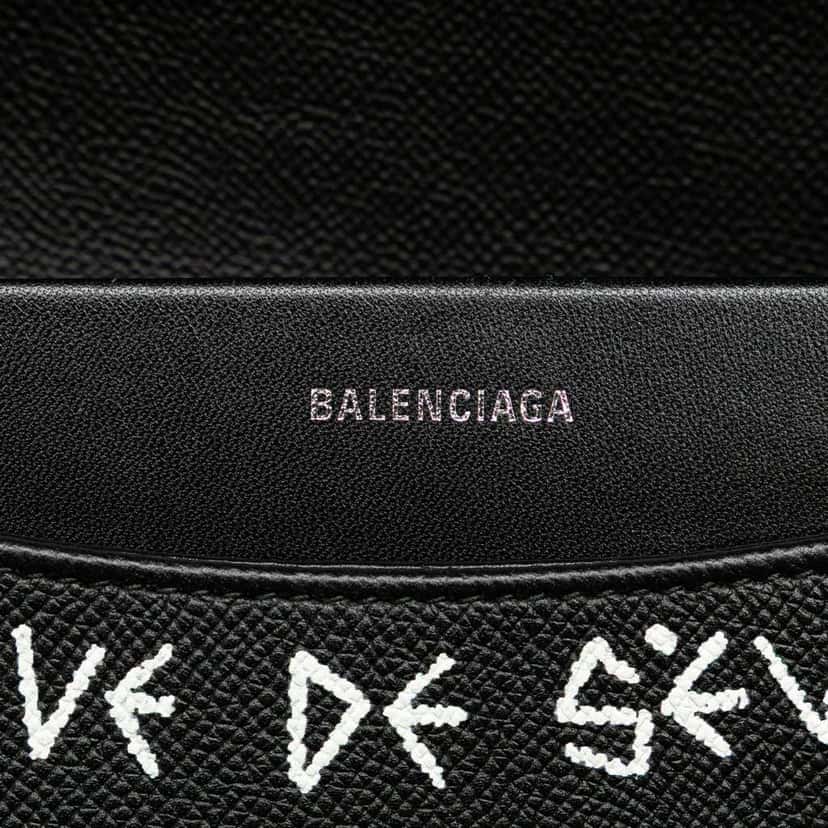 Balenciaga M Grained Calfskin Graffiti BB Round Crossbody Black Leather Good condition - Box View