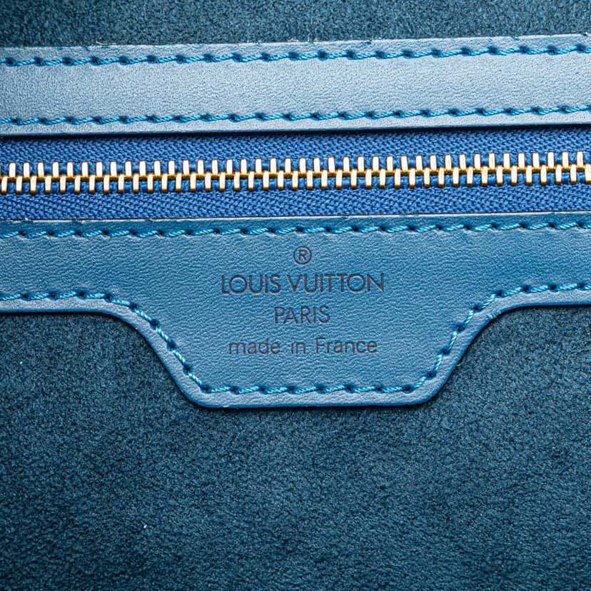 Louis Vuitton Epi Lussac Blue Leather Good condition - Box View