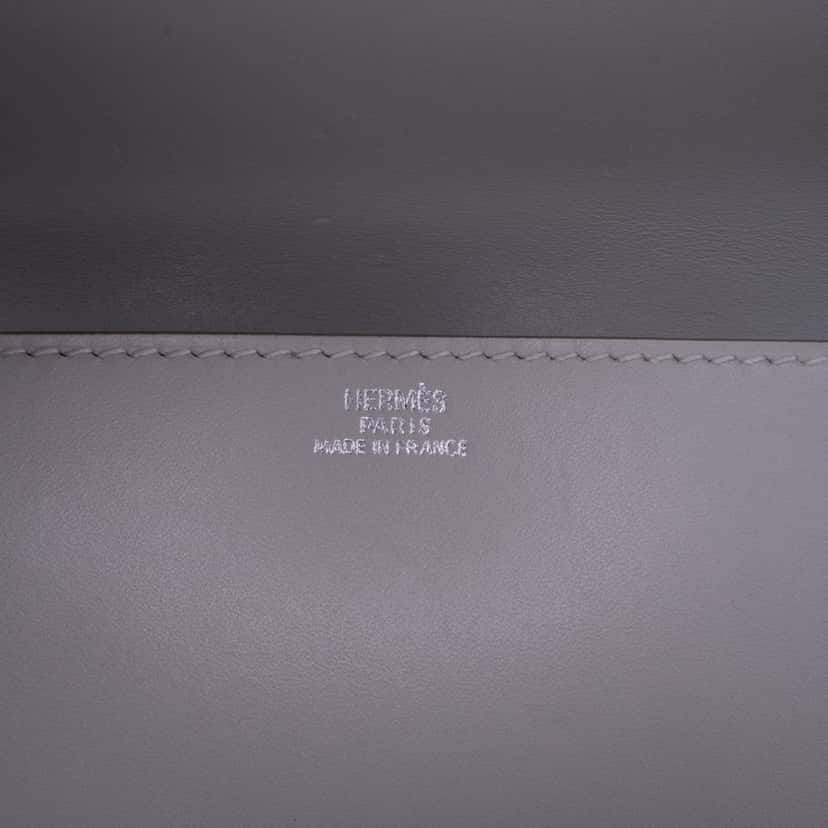 Hermès Tadelakt Medor Clutch 23 Grey Leather Good condition - Box View
