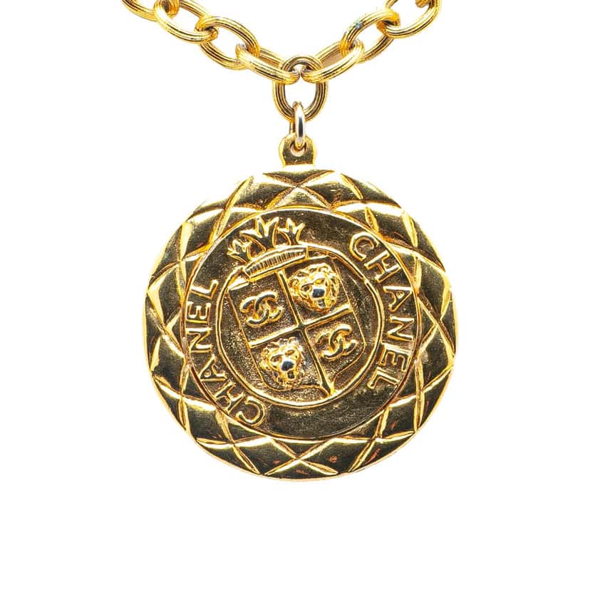 Chanel Gold Plated Medallion Pendant Necklace Gold Metal Good condition - Front View