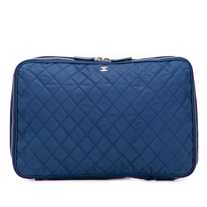 Chanel CC Quilted Nylon Laptop Case Blue Good condition - Front View
