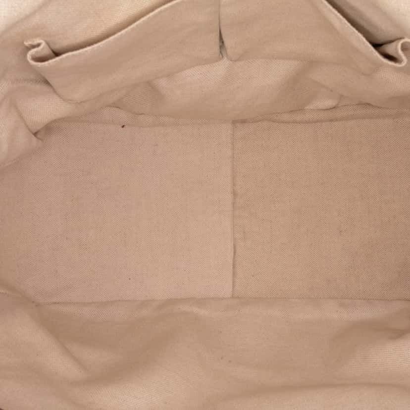 Gucci GG Canvas Bree Tote Brown Canvas Good condition - Model View
