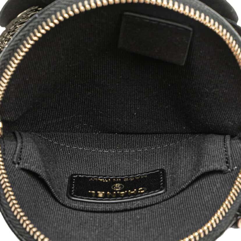 Chanel Mini CC Lambskin Camellia Bouquet Round Clutch on Chain Black Leather Good condition - Model View